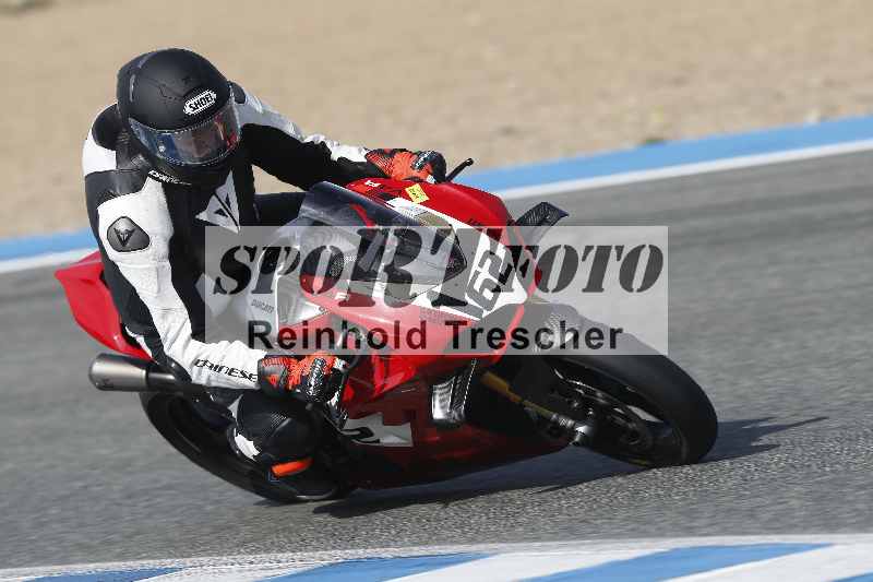 /Archiv-2024/02 29.01.-02.02.2024 Moto Center Thun Jerez/Gruppe gruen-green/162